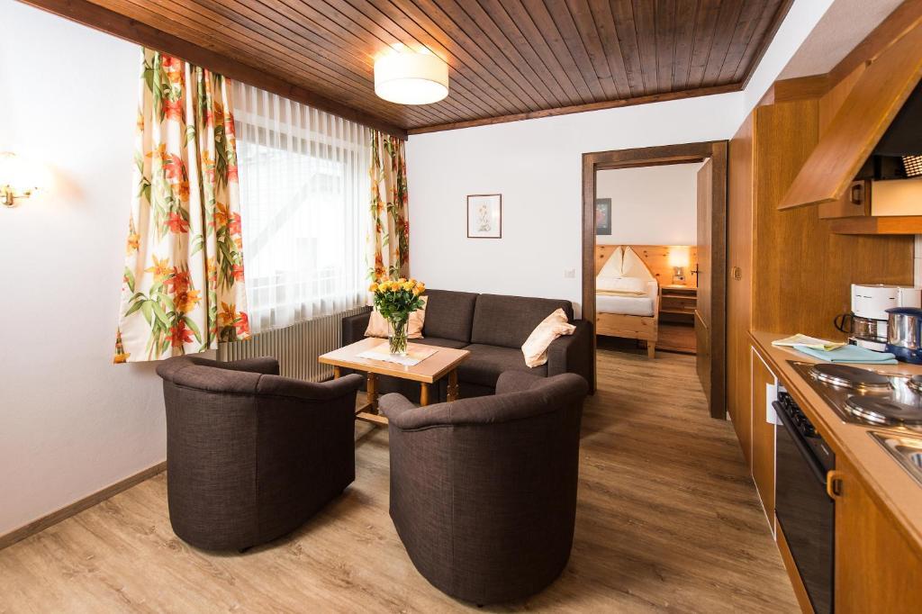 Gaestehaus Haffner Zell am See Room photo